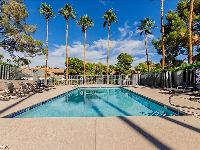 221 Mission Catalina Ln #101 — Photo 26