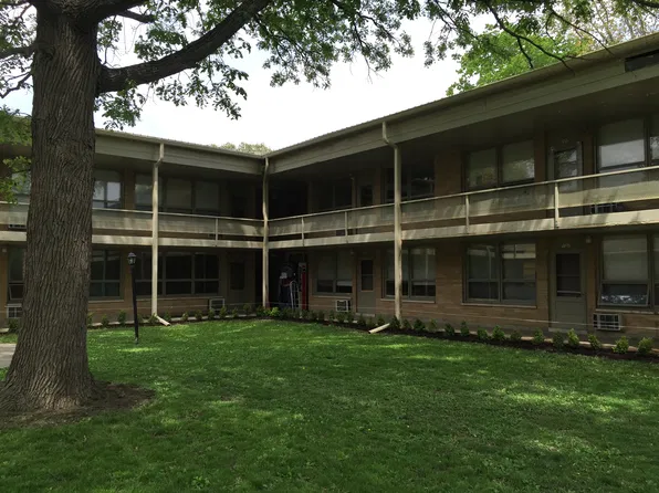 410 E Water St #210, Pontiac, IL 61764
