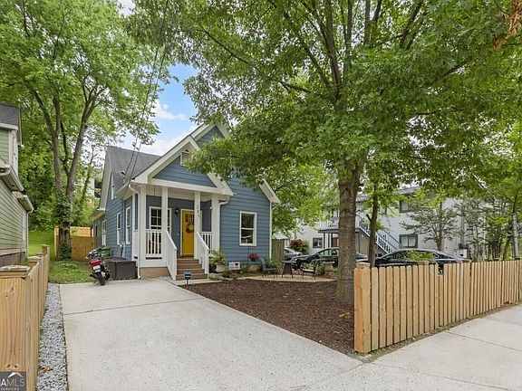2nd image of 385 Elm St NW