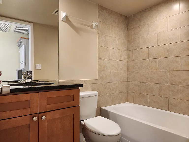 3155 Royalston Ave #201 — Photo 10