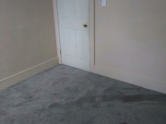 5th image of 9946 Broadstreet Ave