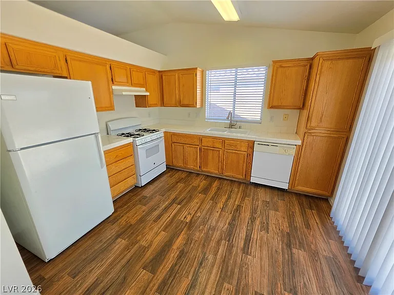 1154 Point Success Ave — Photo 4