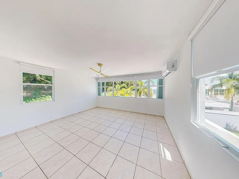 361 Paseo — Photo 17
