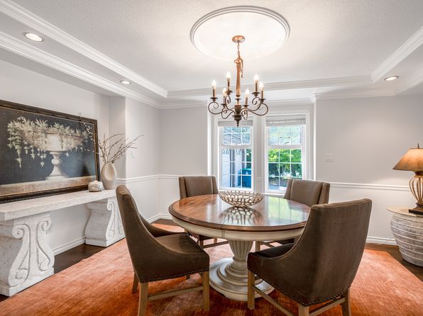 5 bedroom rental in Surrey — photo 8