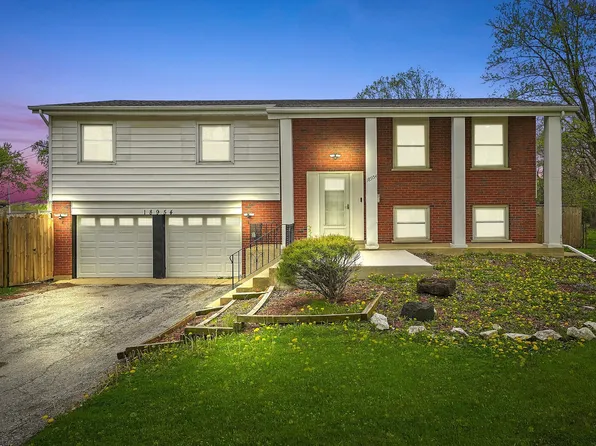 18954 Boulder Ct, Homewood, IL 60430