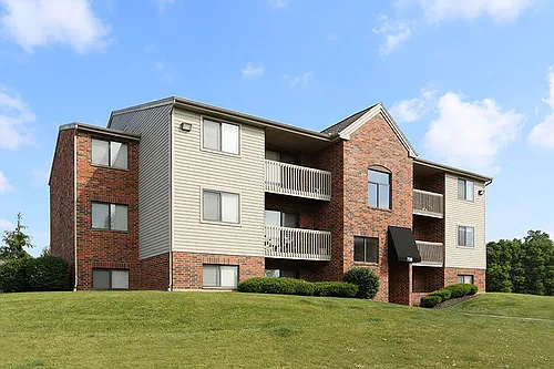 SYCAMORE CREEK APARTMENTS Photo 1