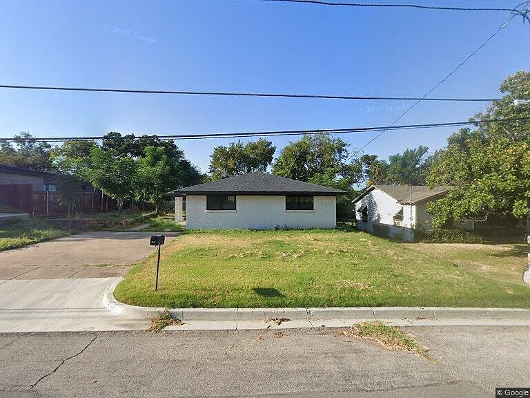 1st image of 5301 Redbud Ln #A
