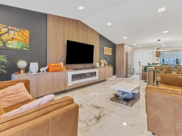 5611 Summer Side Ln #46B — Photo 4