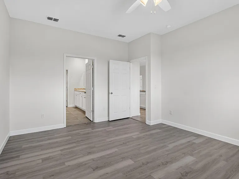 10552 SW Toren Way — Photo 18