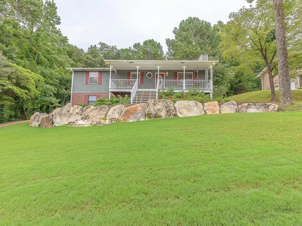 5334 Hunter Village Dr, Ooltewah, TN 37363