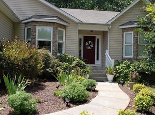 106 Ashlawn Ct, Locust Grove, VA 22508