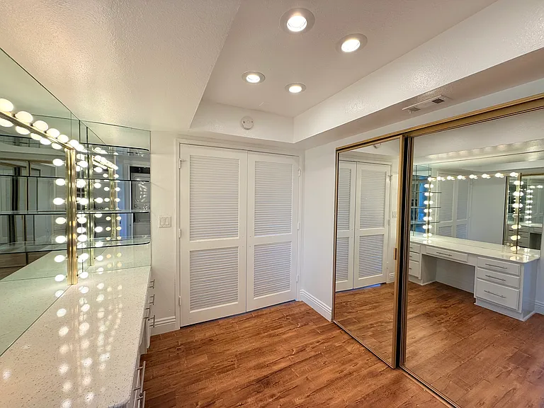 Canyon Villas — Photo 33
