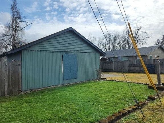 3rd image of 277 S 51st St