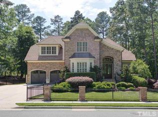 104 Cross Creek Dr, Chapel Hill, NC 27514