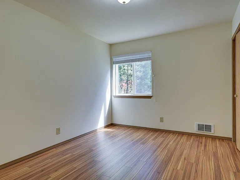 M0833 Arbor Terrace Condo's — Photo 40