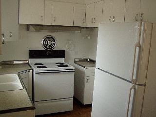 2nd image of 1512 Sangloe Pl