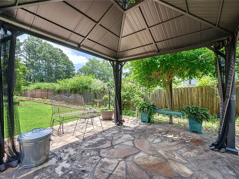 4015 Paloverde Dr NW — Photo 24