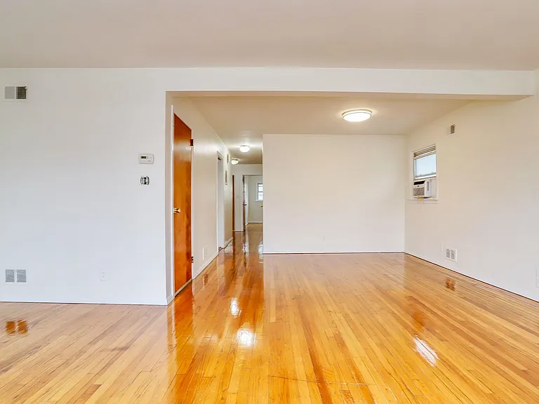 502 Avenue E #2 — Photo 8