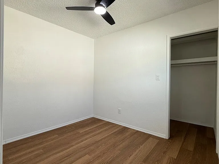 6521 Walker Ave — Photo 12
