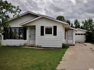 48 Souris AVENUE, Redvers, SK S0C 2H0