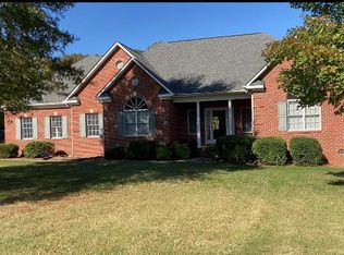 5804 Billet Rd, Oak Ridge, NC 27310