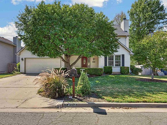 2nd image of 4364 N Eagle Lake Ct
