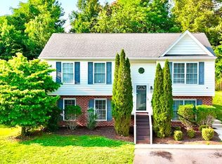 302 Wessex Rd, Lynchburg, VA 24501