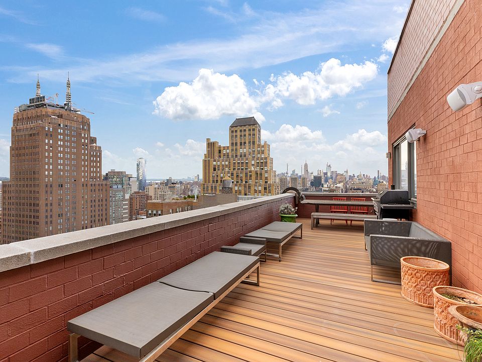 1st image of 376 Broadway APT Penthouse 3