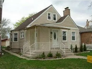2648 Rhodes Ave photo 1