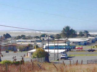12429 Ocean View Dr, Smith River, CA 95567