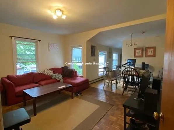 15 Pleasant Pl, Cambridge, MA 02139