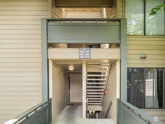 4th image of 4800 200th Street SW #E102