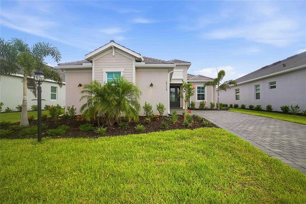 2 bed, 2.5 bath, 1850 sqft, $5,000 — Photo 2