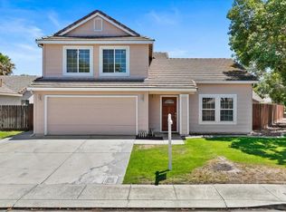 700 Carrboro Ln, Modesto, CA 95357