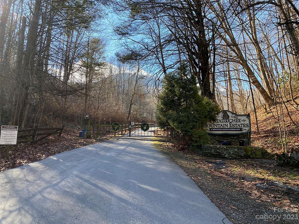 1st image of 209 Lasso Ln