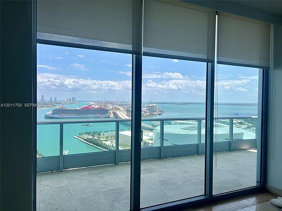 5th image of 900 Biscayne Blvd APT 2904