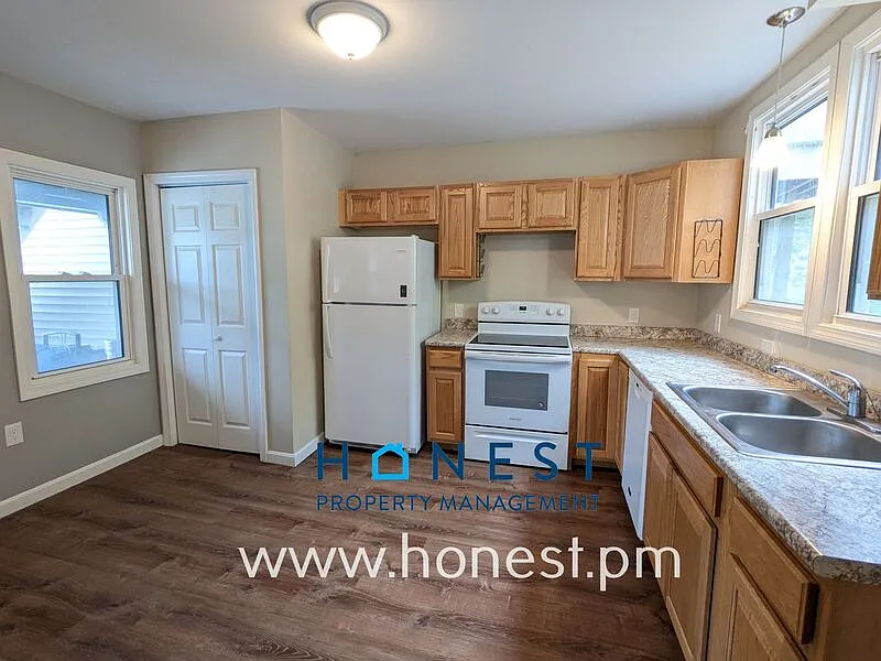 46 Oak St #1