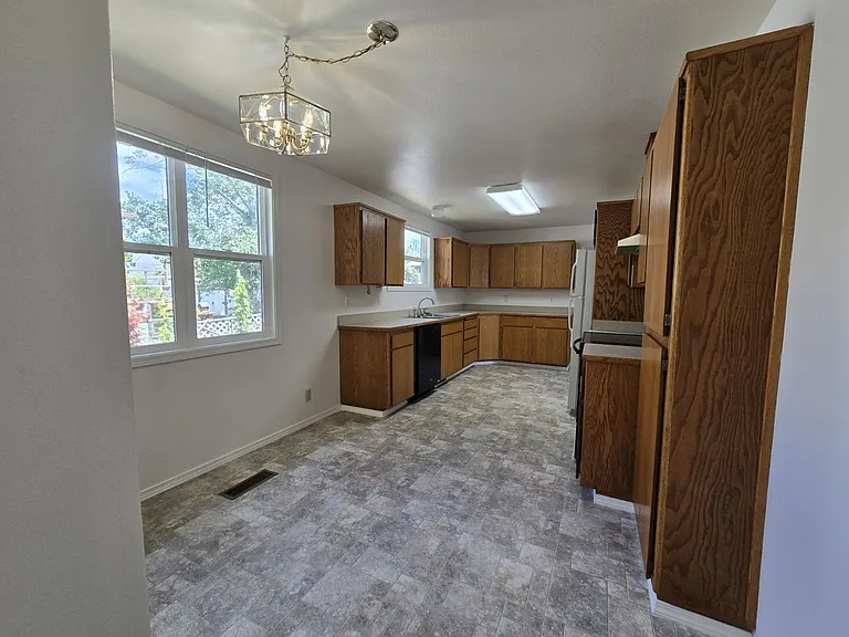 1311 SE Mill St — Photo 9