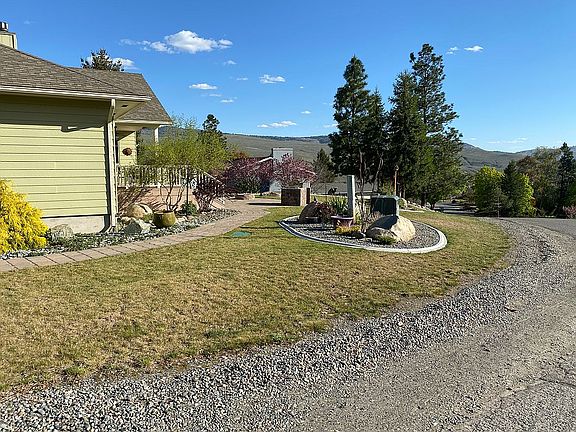5th image of 160 Viewmont Dr