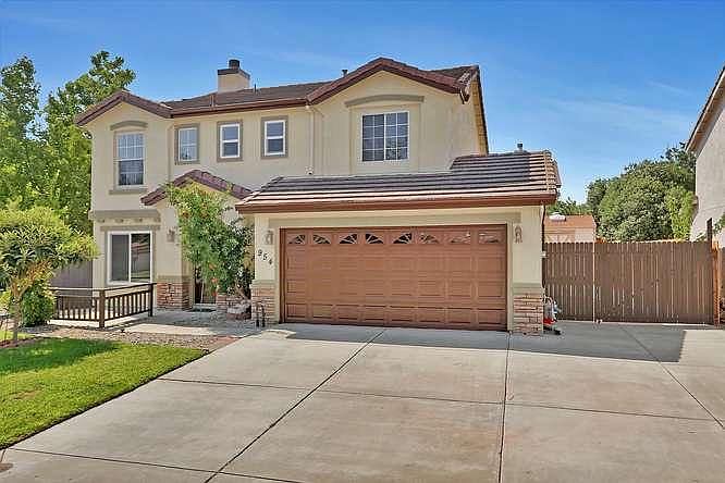 1st image of 954 Weeping Willow Ct