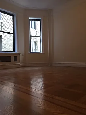 Rented by AJ Clarke | media 27