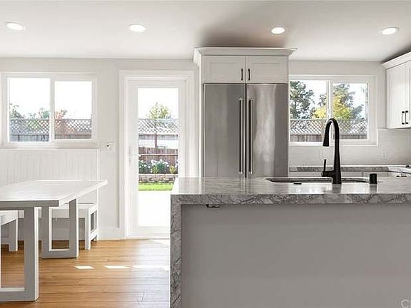 4th image of 277 Camellia Ln