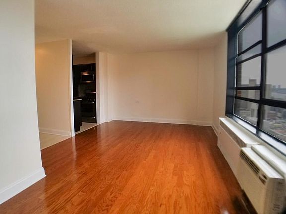 5th image of 3333 Broadway APT D31j