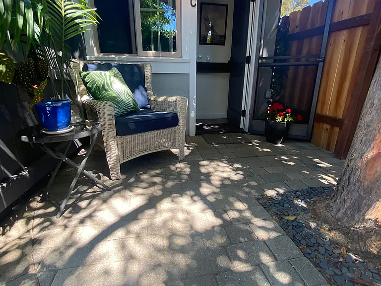 226 W De La Guerra St #C — Photo 1