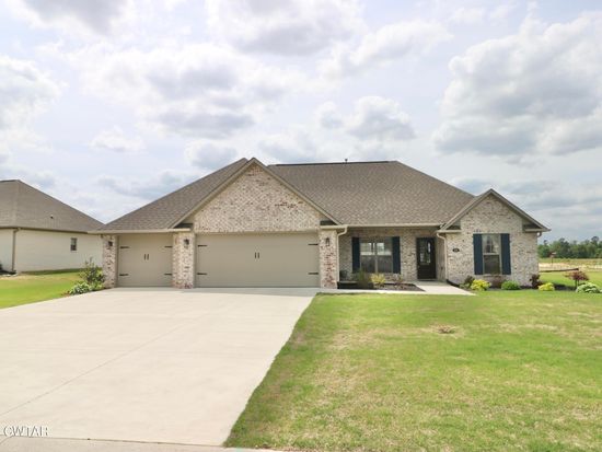 626 Silver Leaf Dr, Medina, TN 38355