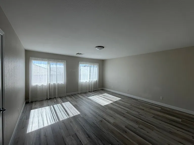 8542 Windsor Run St — Photo 13