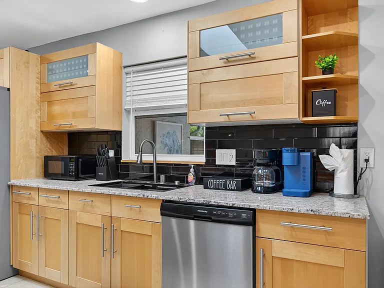 3044 Golden Rain Dr — Photo 53