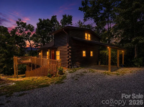 180 Mountain Ridge Dr, Lake Lure, NC 28746