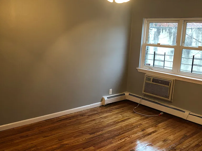 4108 Hill Ave #3 — Photo 8