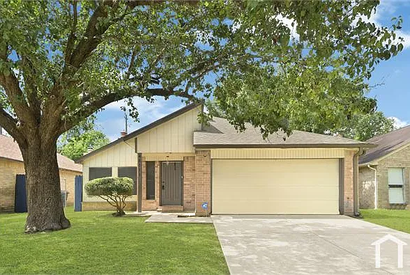 3 bed, 1528 sqft, $2,100 — Photo 1
